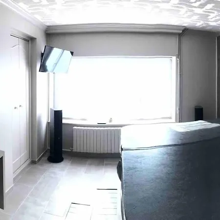 Maison Avec Jacuzzi Privatif 康布雷